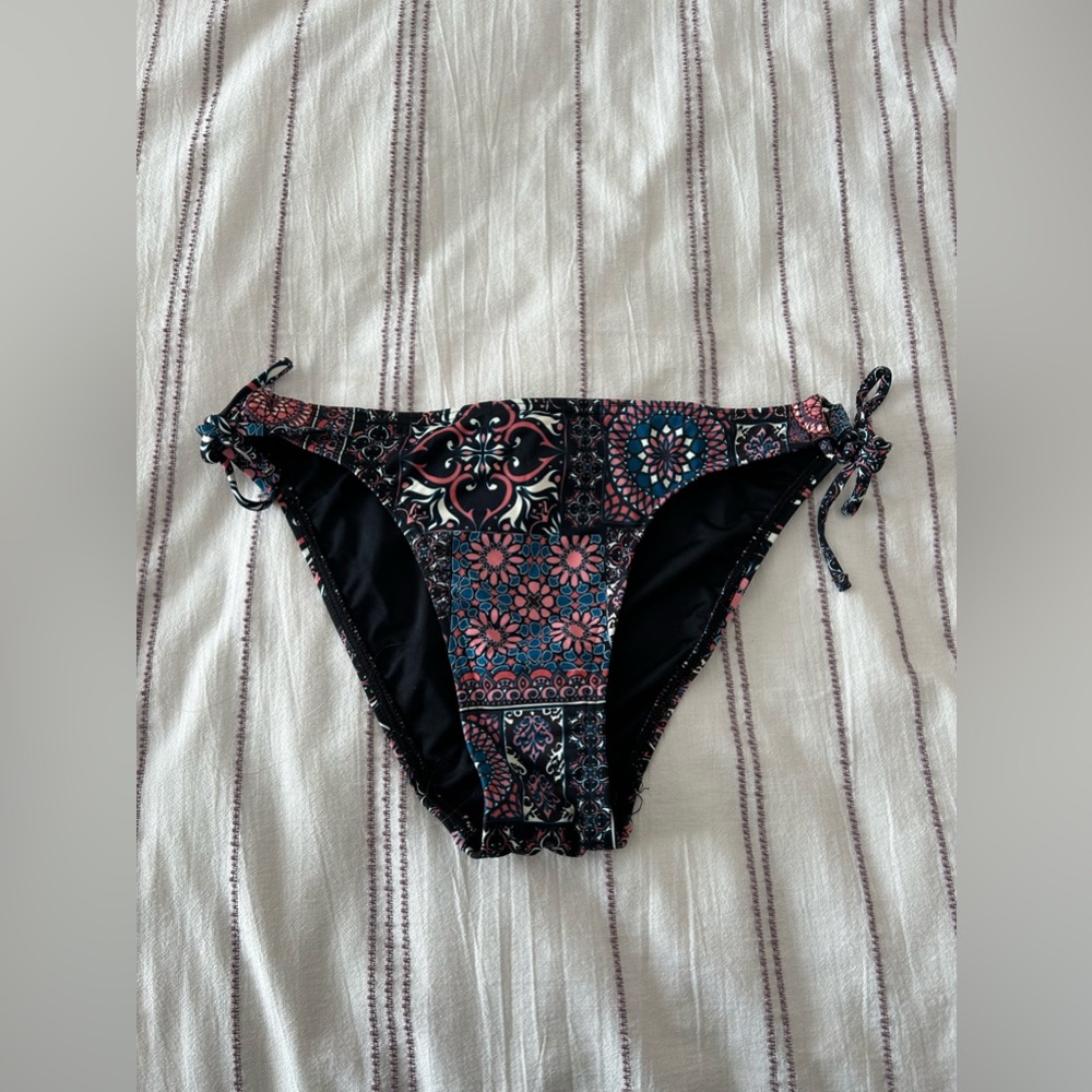 La Vie En Rose Bikini Bottoms